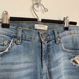 Zara Women’s Ripped Blue Jeans Mid Rise Straight Slim Leg